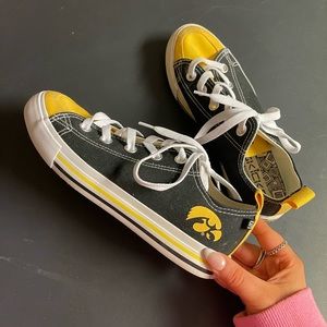 university of iowa uiowa tennis shoes